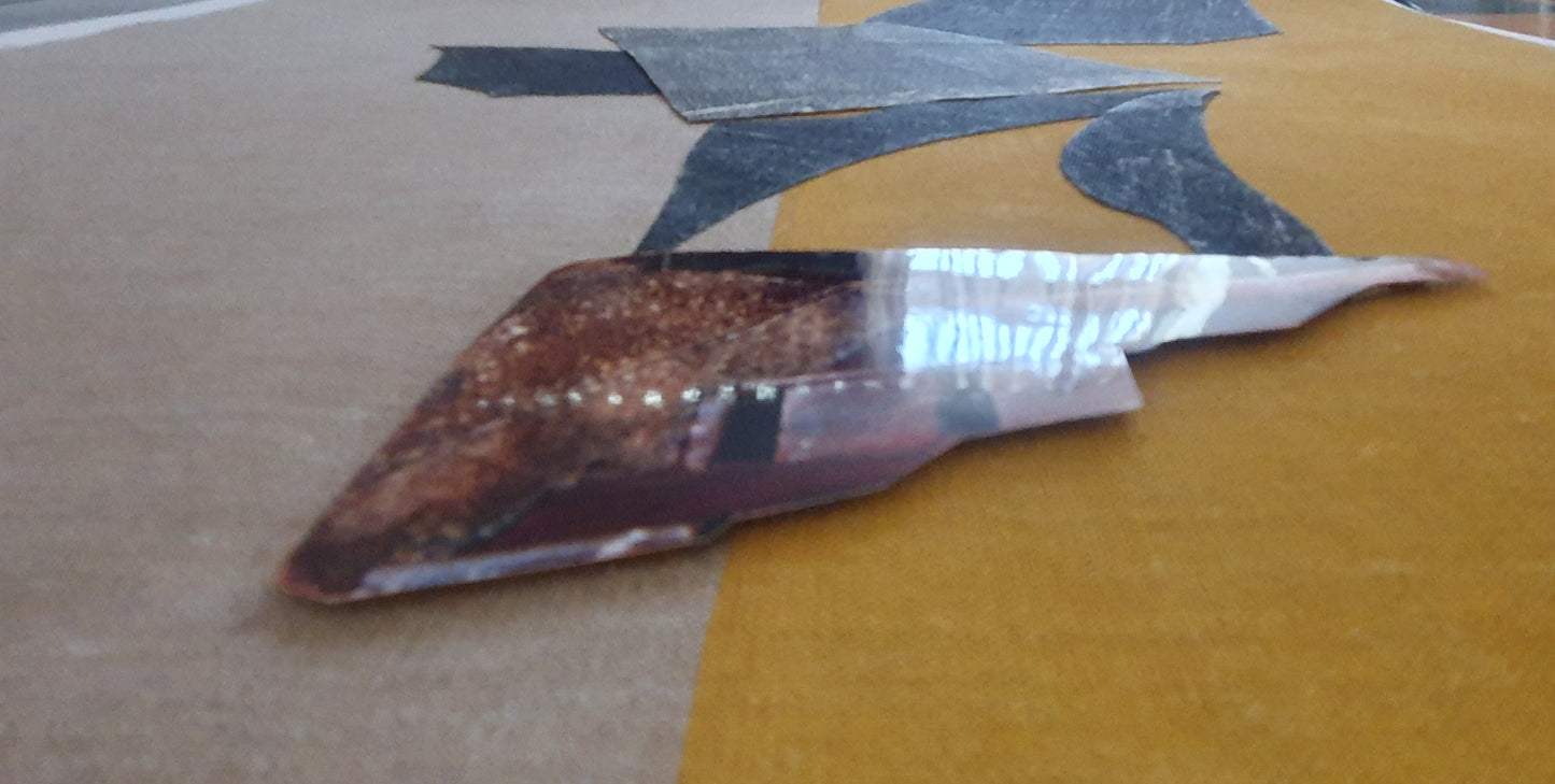 Corvo, serigrafia com colagens sobre tela de Júlio Pomar