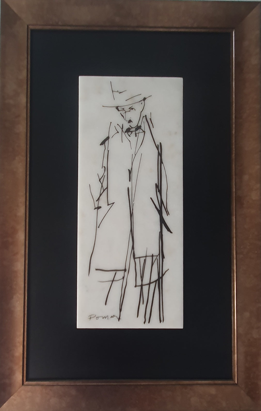 Fernando Pessoa de Julio Pomar em mármore