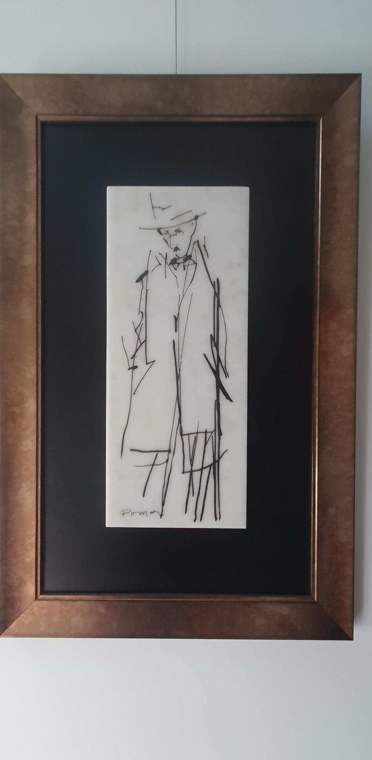 Fernando Pessoa de Julio Pomar em mármore