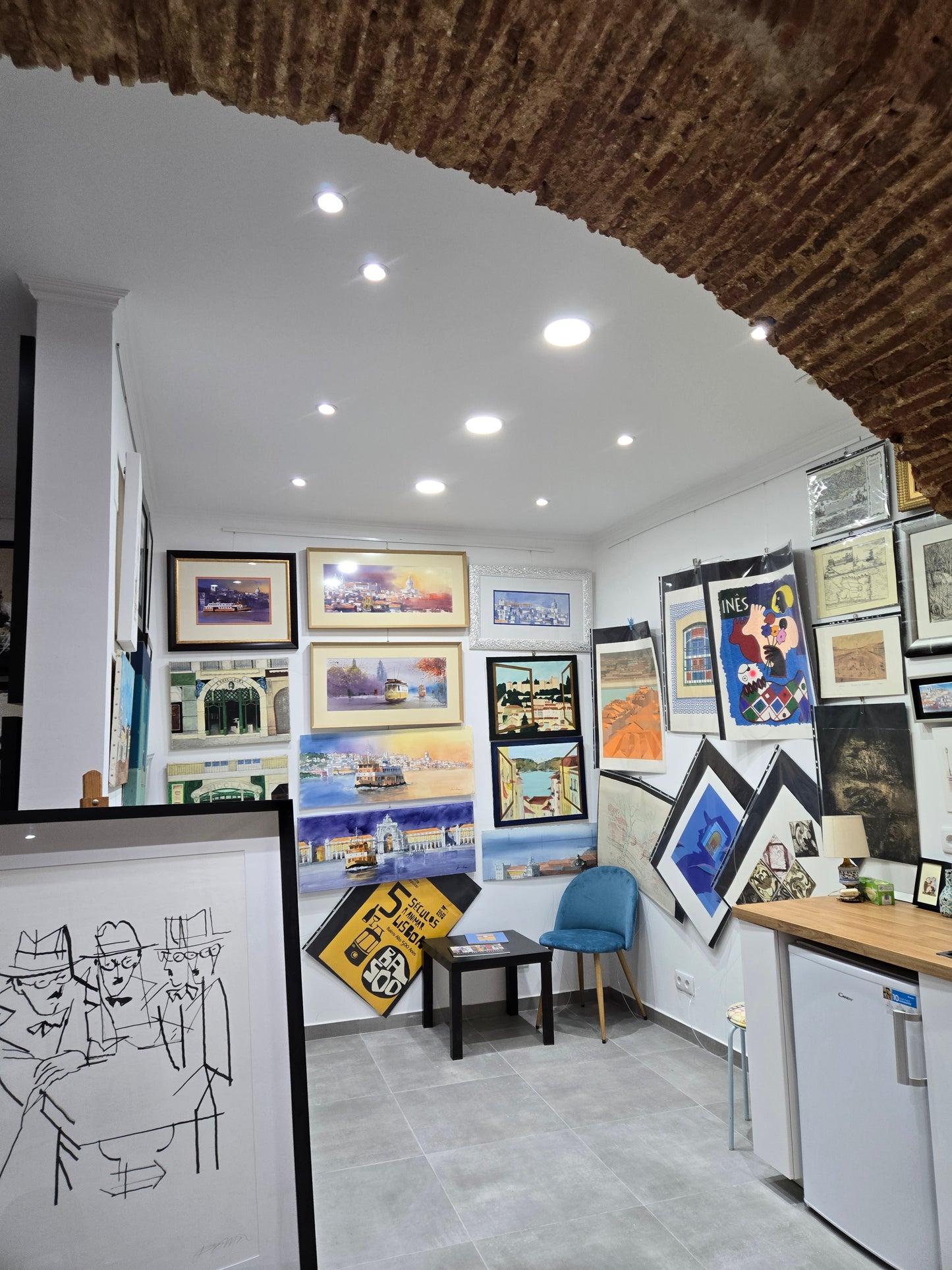 Galeria Pivada na Rua Diário de Notícias 35 - Bairro Alto / Chiado
