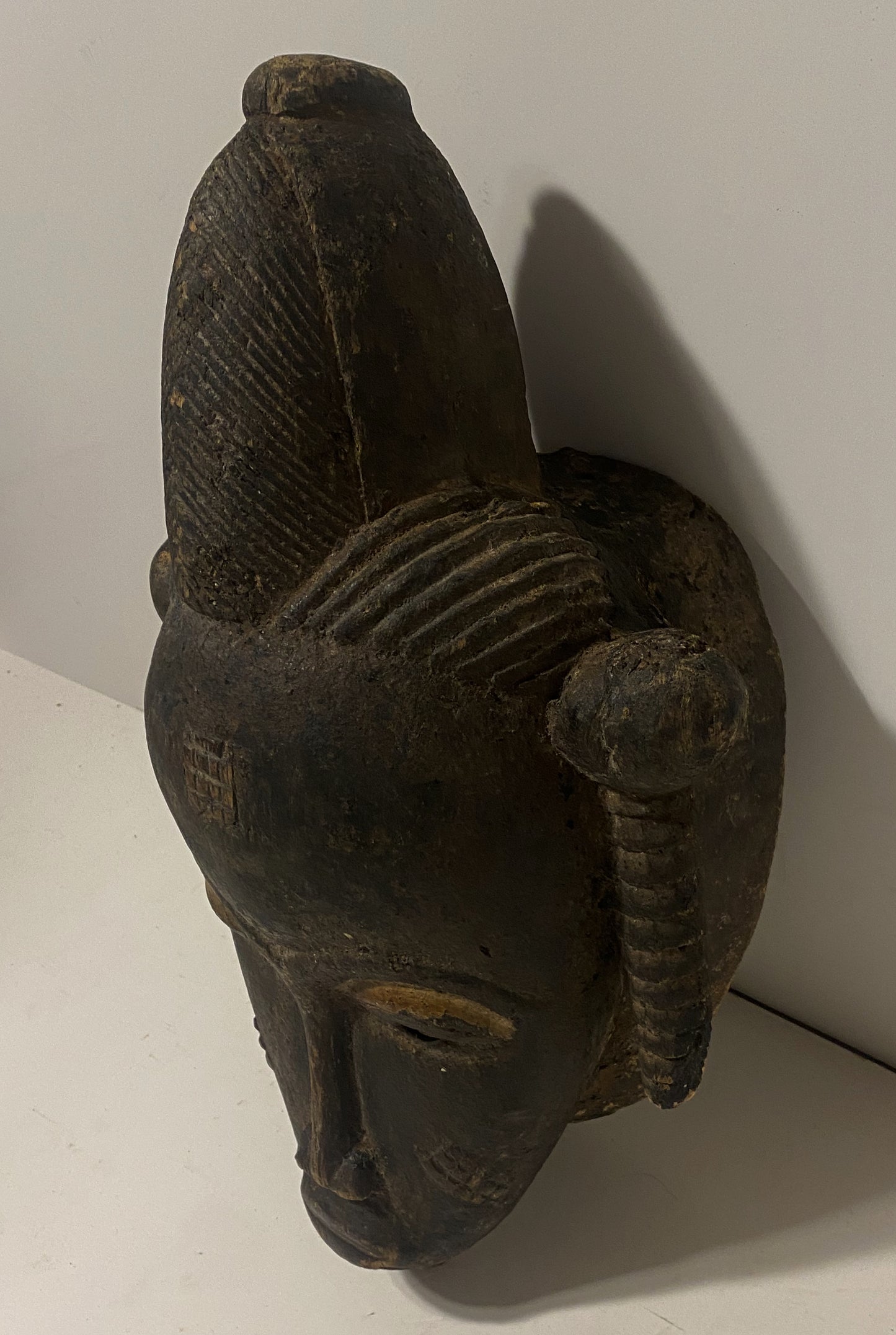 Máscara Africana: Escultura possívelmente do Congo anos 60