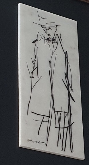 Fernando Pessoa de Julio Pomar em mármore