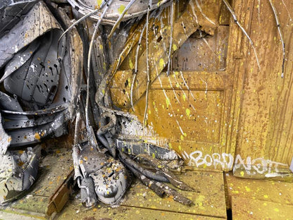 COELHO, enorme escultura de Bordalo II